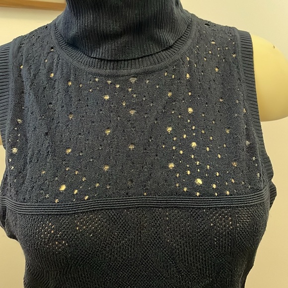 Catherine Malandrino Fitted Sleeveless Navy Turtleneck - Picture 2 of 5